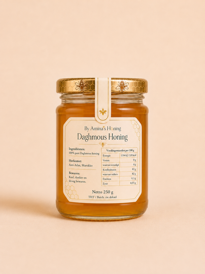 By Amina's Honing Daghmous Honing 250 g – achterkant met ingrediënten en voedingswaarden, amberkleurige honing